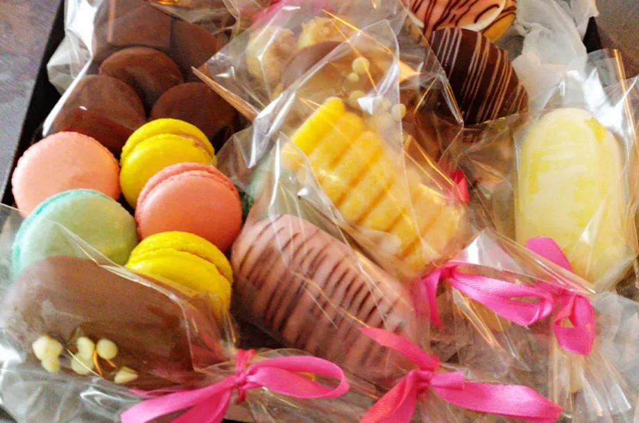 קינוחים מתוקים עד הבית